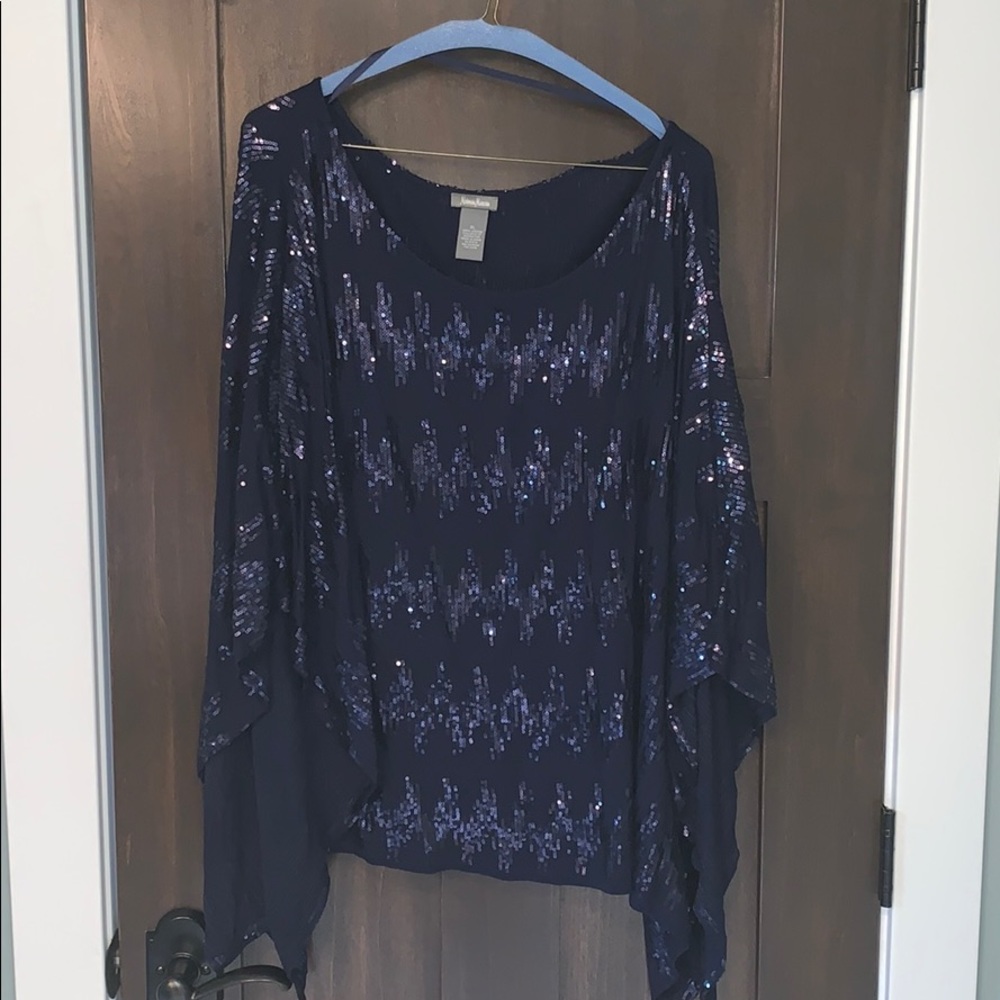 Neiman Marcus navy blue top